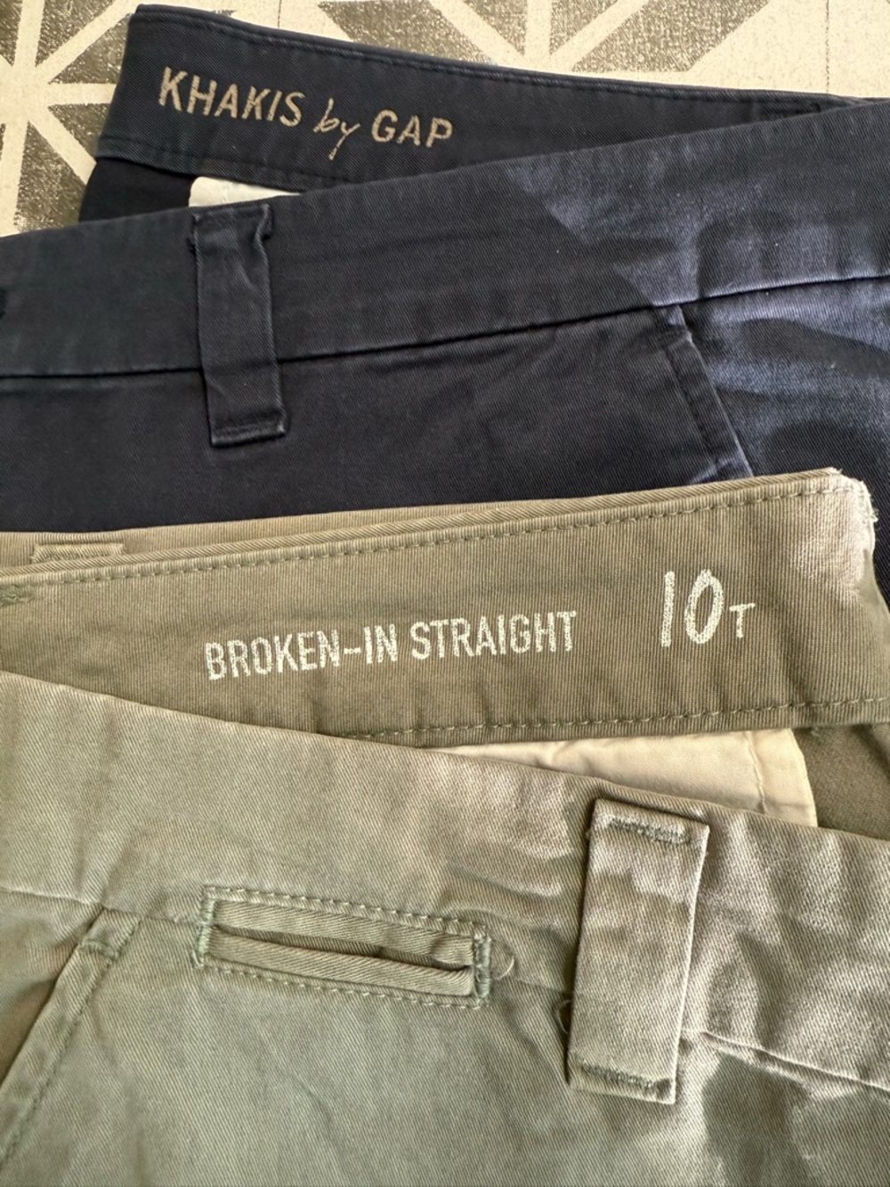GAP BUNDLE women’s Khakis in Navy and Olive Green - Broken-In Straight
